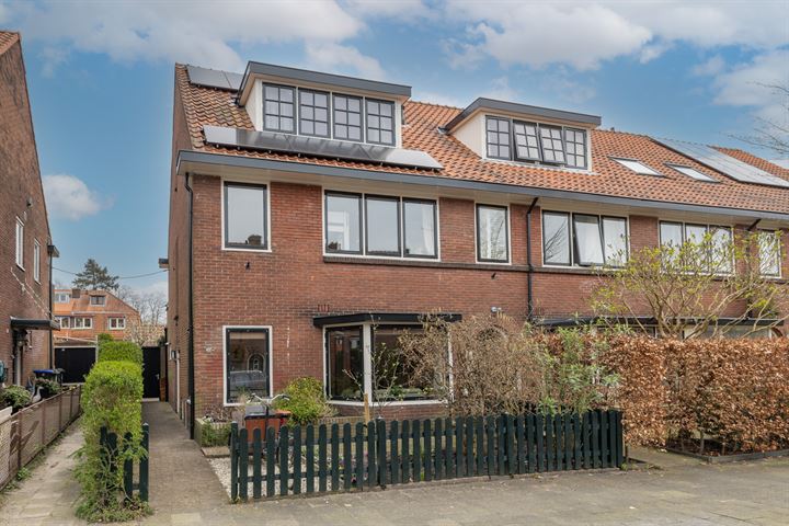 View photo 4 of Van Hoornstraat 35