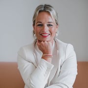 Neeltje Oostra - Bergsma  - Real Estate Agent (Director)