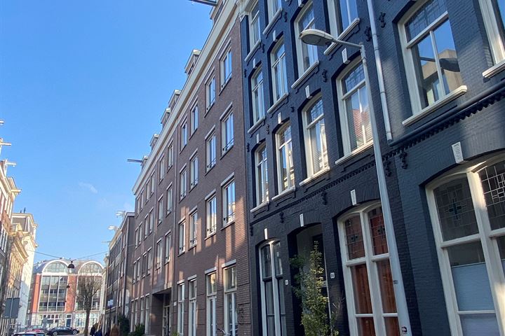 Bekijk foto 17 van Fokke Simonszstraat 84-2