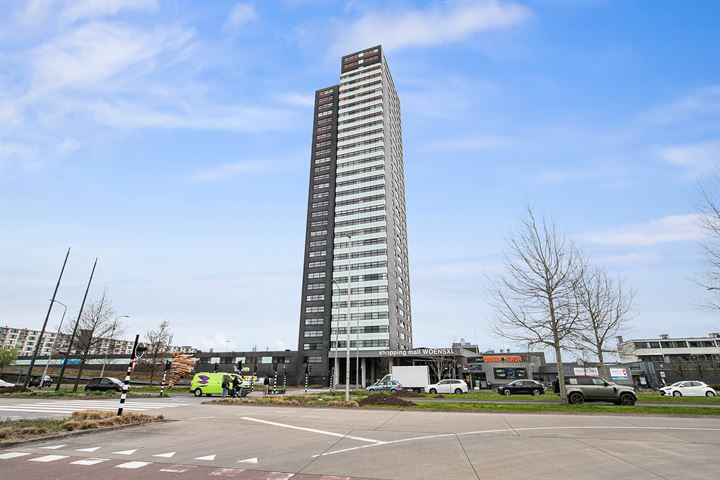 Bekijk foto 7 van Winkelcentrum Woensel 208