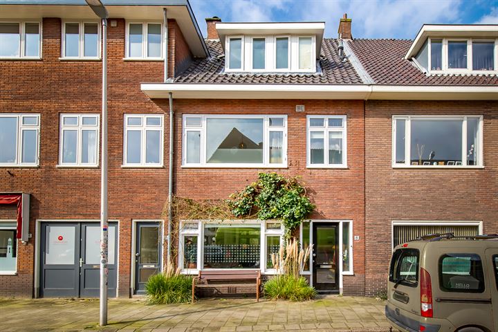 Bekijk foto 39 van Van Koetsveldstraat 8