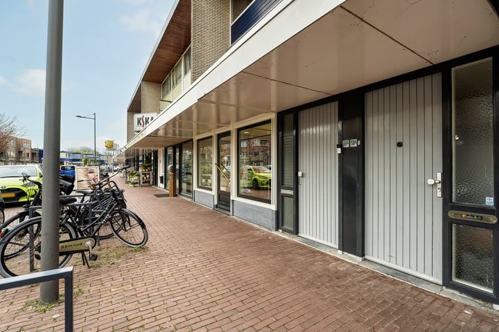 Bekijk foto 2 van Prins Bernhardstraat 56-A