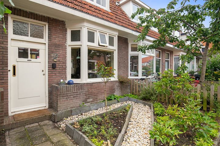 View photo 30 of Vermeerstraat 15