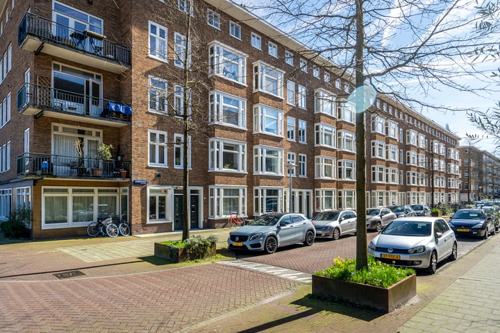 Bekijk foto 18 van Elckerlijcstraat 44-H