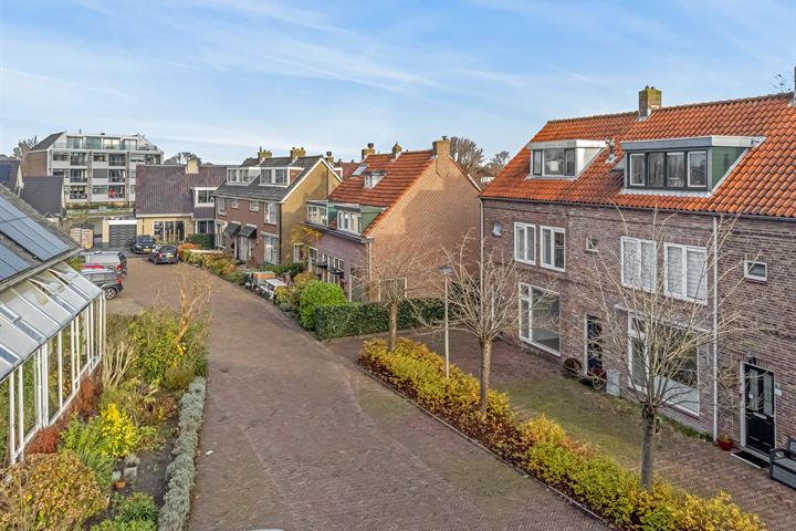 Bekijk foto 33 van Antoniusstraat 23