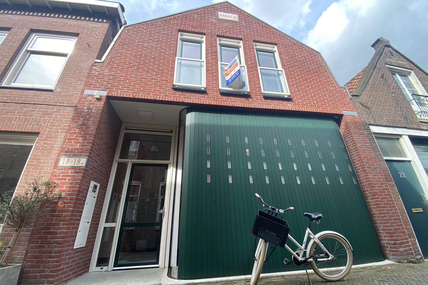 Bekijk foto 1 van Bagijnestraat 18