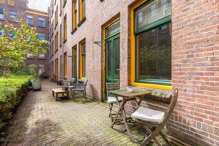 View photo 17 of Benkoelenstraat 9