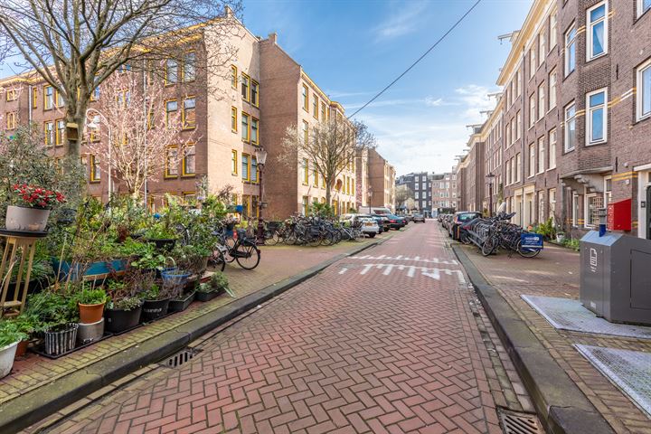 View photo 32 of Benkoelenstraat 9