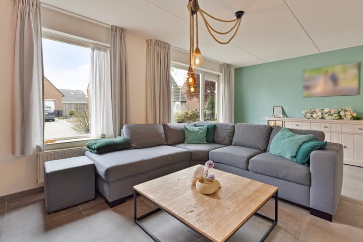 Foto 5 van Den Bogert 16