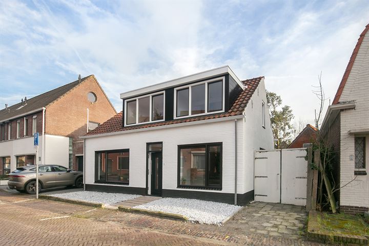 Bekijk foto 1 van Mosselstraat 5