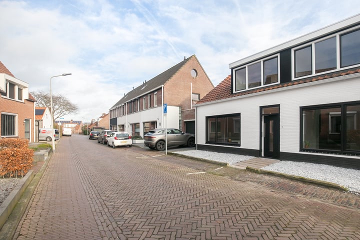 Bekijk foto 40 van Mosselstraat 5