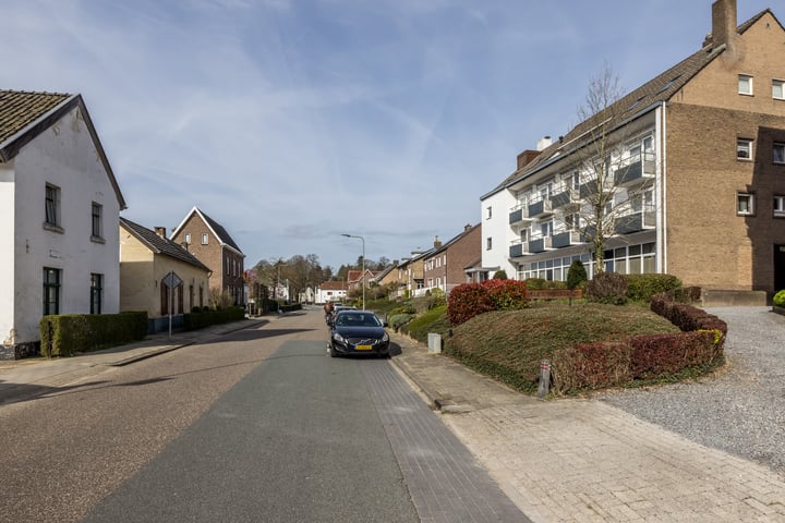 View photo 22 of Strabeek 18-B