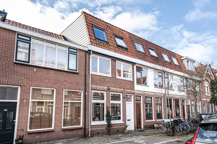 Bekijk foto 1 van Oranjestraat 142