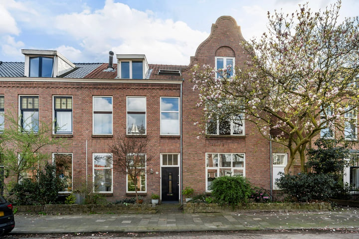 View photo 1 of Hogelaan 22