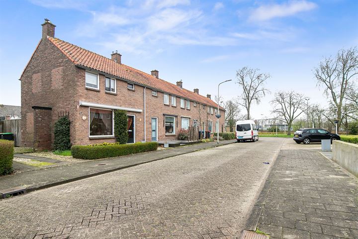 Bekijk foto 32 van Mr. Heemskerkstraat 75