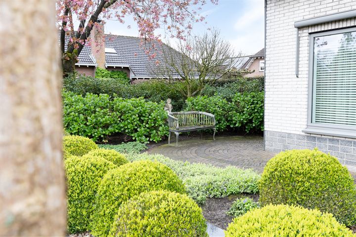 Bekijk foto 48 van Oranjestraat 47