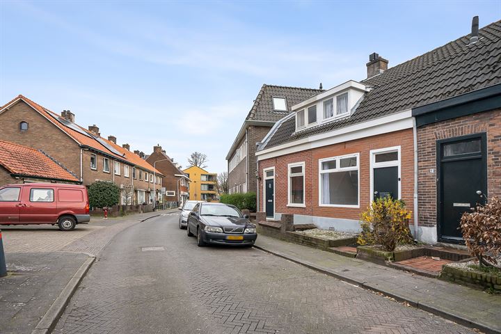 View photo 23 of Honingstraat 19