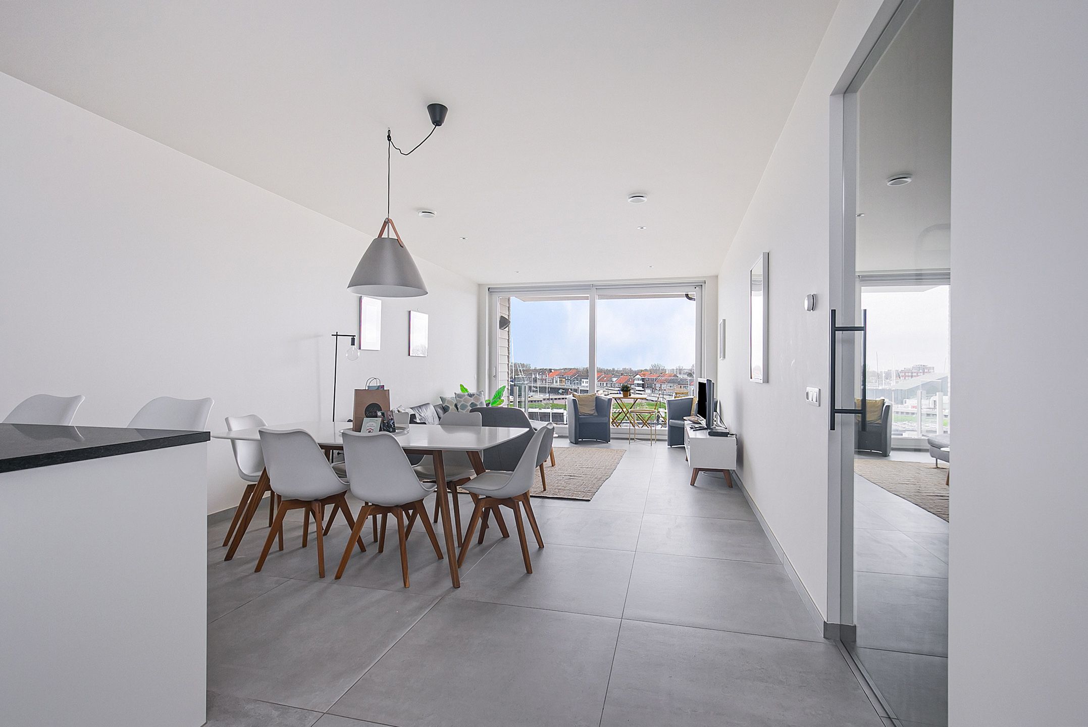 Foto 9 van Spuiplein 43-302