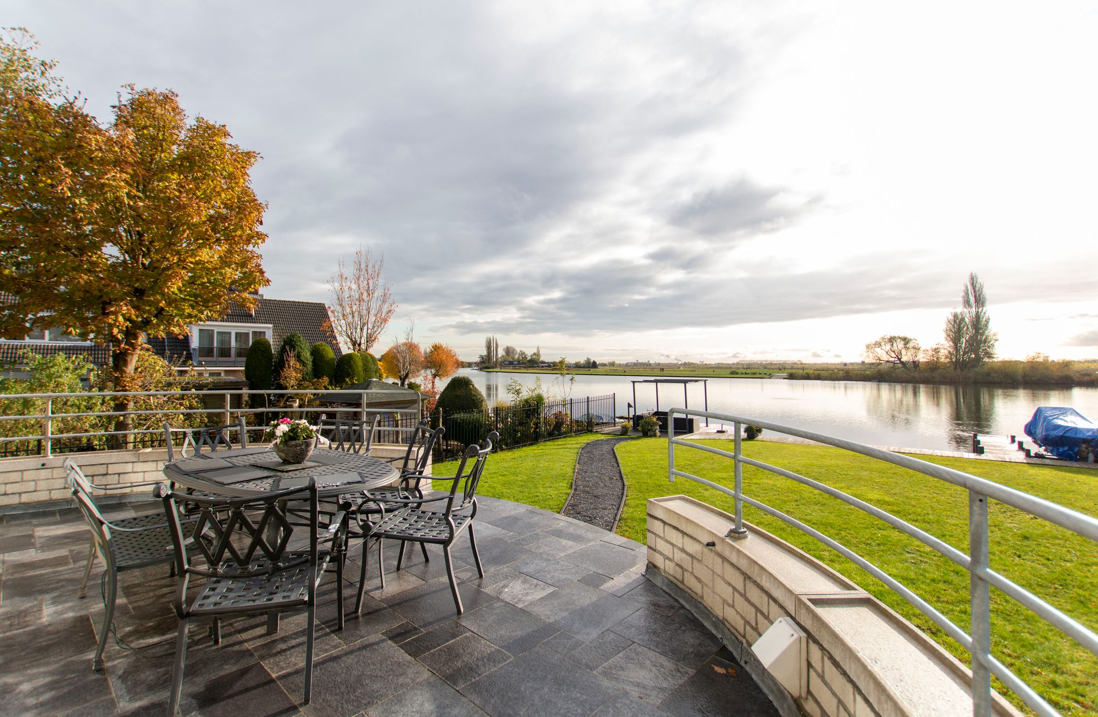 Foto 15 van Rijksstraatweg 225