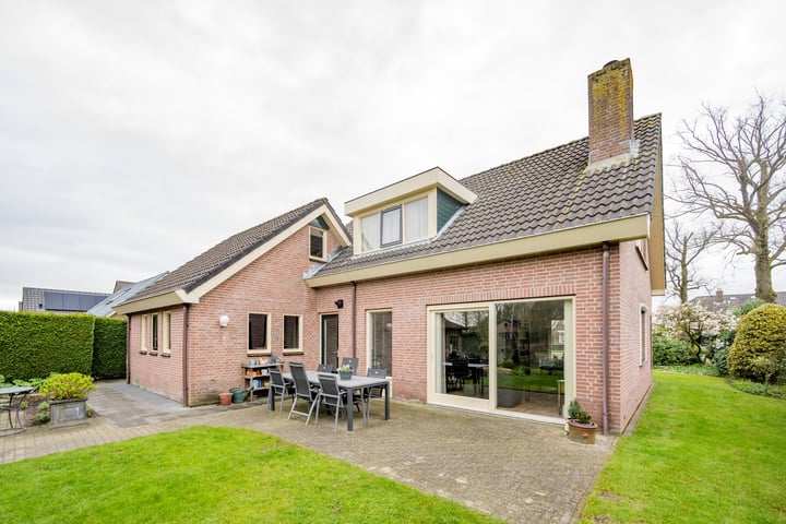 Bekijk foto 3 van Hoofdstraat 49