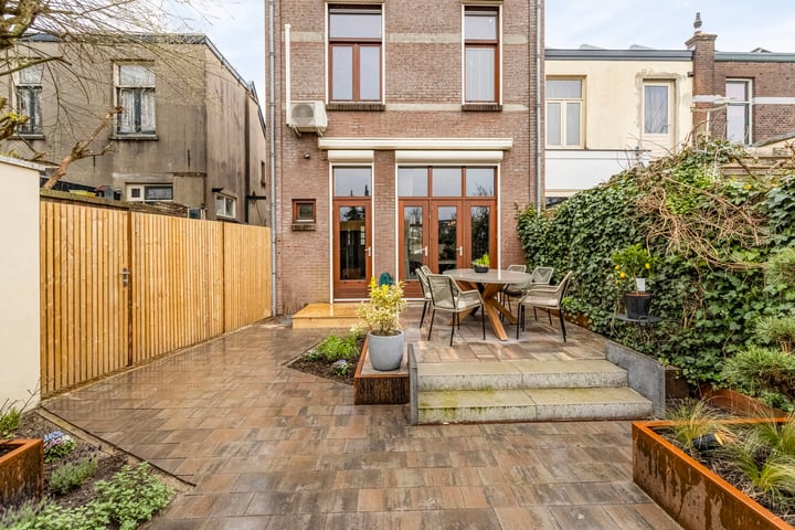 Bekijk foto 34 van Jan van Galenstraat 34