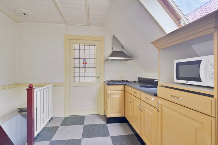 Foto 42 van Veluviaweg 12-B