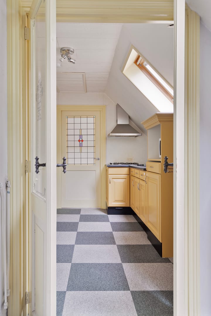 Foto 40 van Veluviaweg 12-B