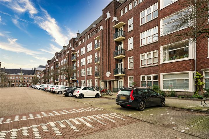 View photo 28 of Courbetstraat 19-1