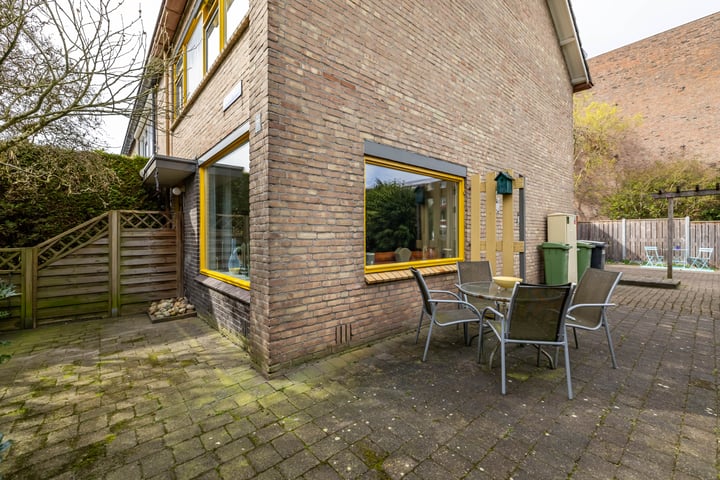 Bekijk foto 32 van Marsstraat 1