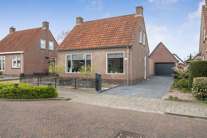 Bekijk foto 1 van Goudvinkstraat 17