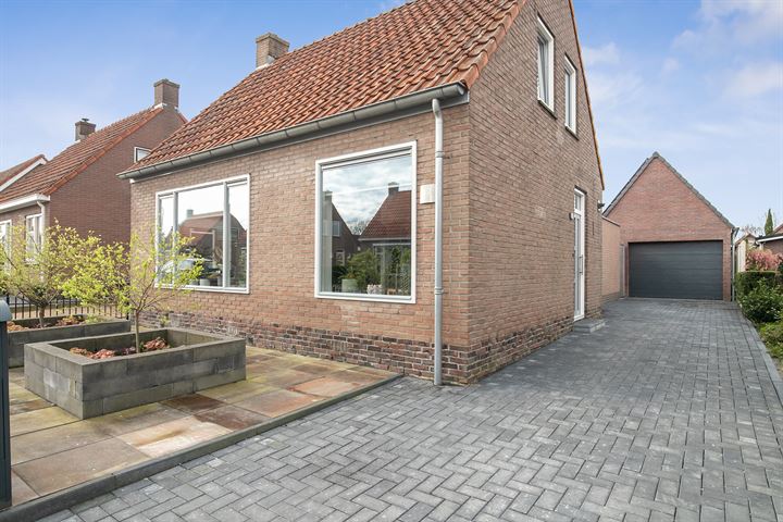 Bekijk foto 25 van Goudvinkstraat 17