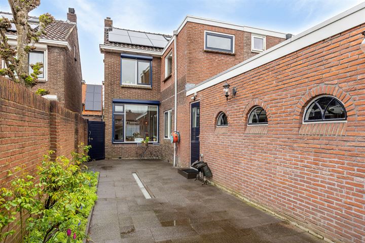 Bekijk foto 30 van Gerard Doustraat 19