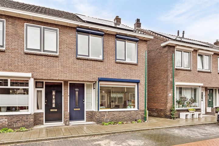 Bekijk foto 32 van Gerard Doustraat 19