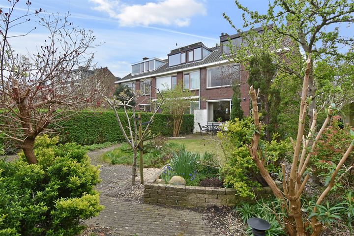 Bekijk foto 18 van Van der Lelijstraat 18