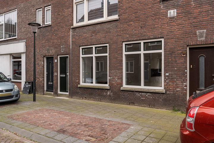 View photo 4 of Valeriusstraat 3