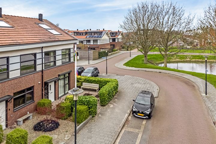 Bekijk foto 39 van Midscheepsstraat 11