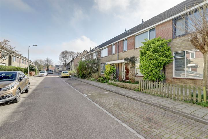 Bekijk foto 32 van Rusthofstraat 30