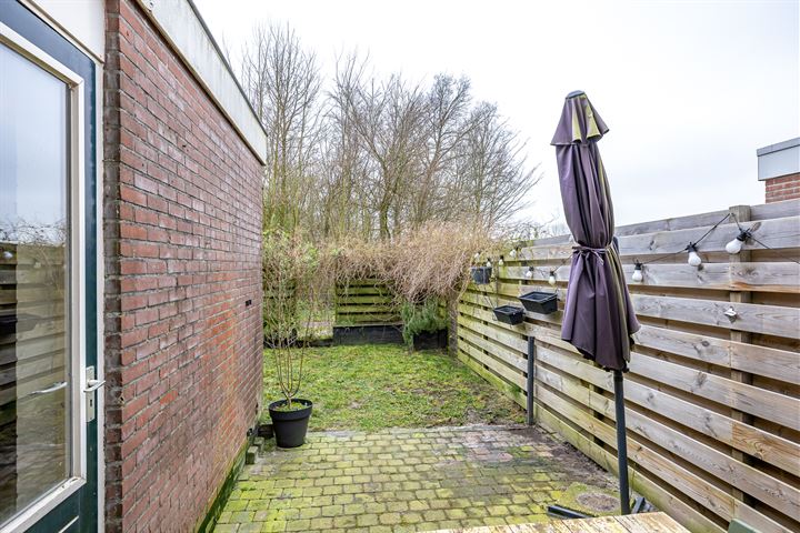 Bekijk foto 32 van De Esdoorn 23