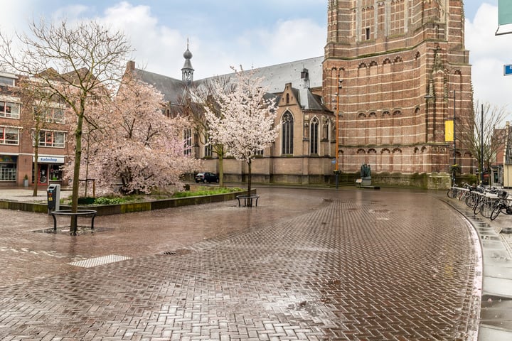 Bekijk foto 40 van Torenstraat 19