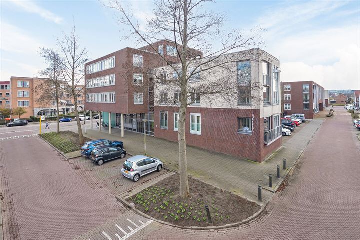 View photo 33 of Prinses Marijkestraat 37-C