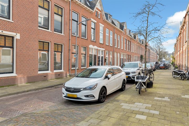 View photo 32 of Badhuisstraat 42-A