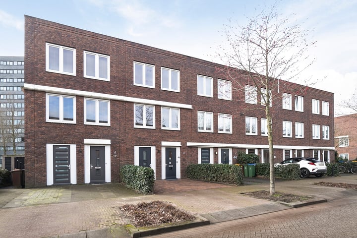 Bekijk foto 36 van MacBridestraat 46