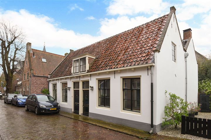 Bekijk foto 25 van Raadhuisstraat 13