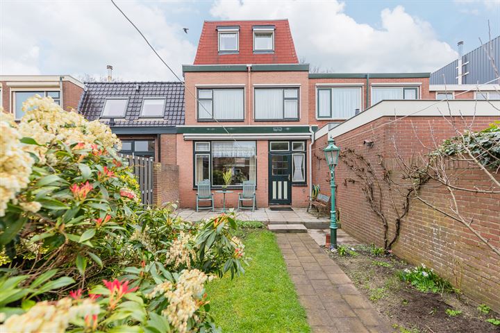 Bekijk foto 3 van Trompstraat 139