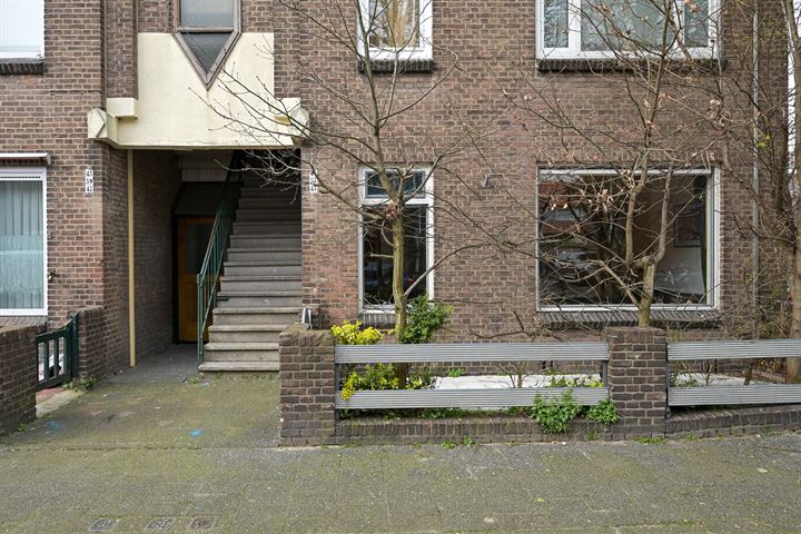 Bekijk foto 3 van Bussumsestraat 45