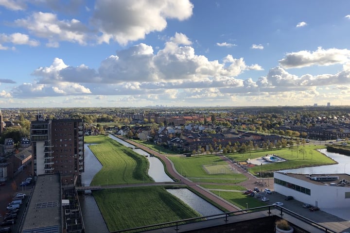 Bekijk foto 4 van Fluitschiplaan 107