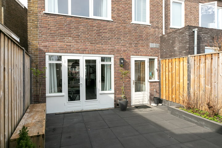 Bekijk foto 45 van Zeisstraat 4