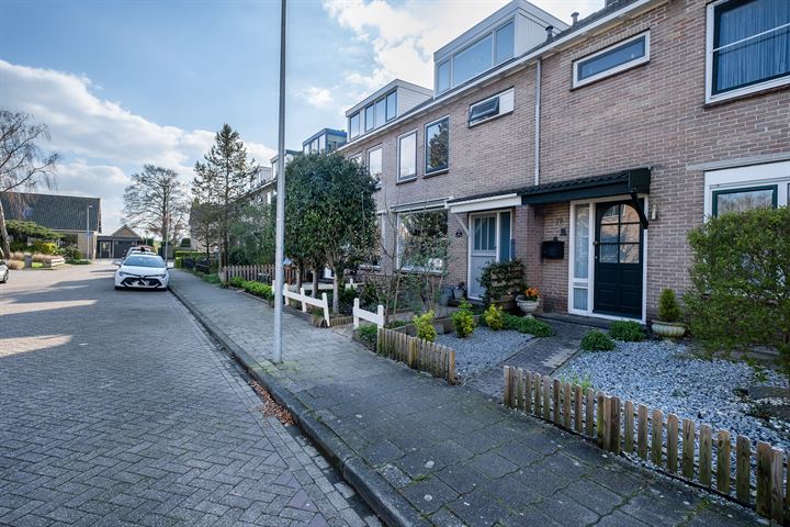 Bekijk foto 31 van Pinksterblomstraat 76