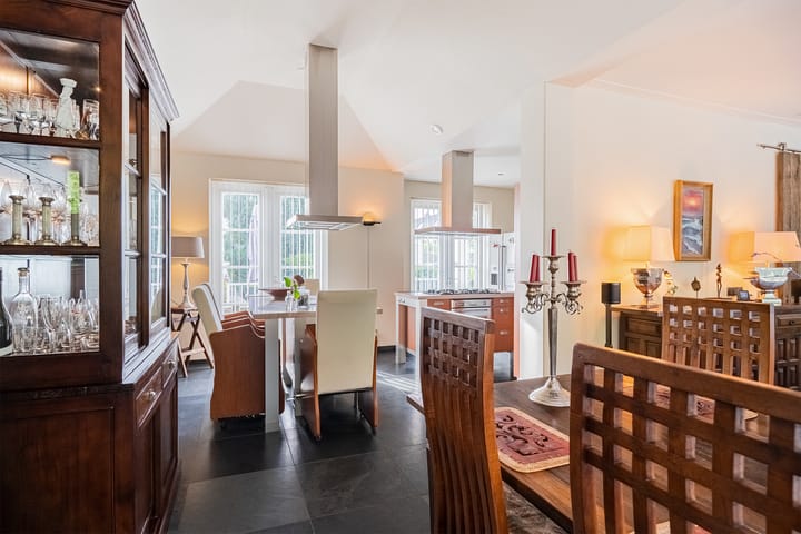 Foto 15 van Korenbeursstraat 6