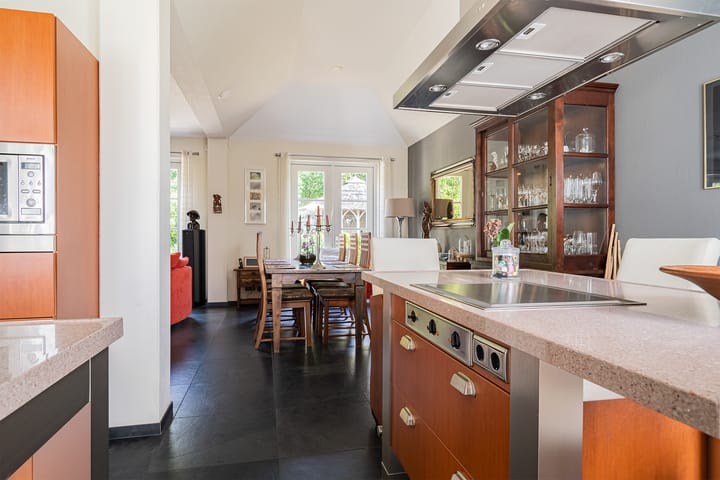 Foto 20 van Korenbeursstraat 6